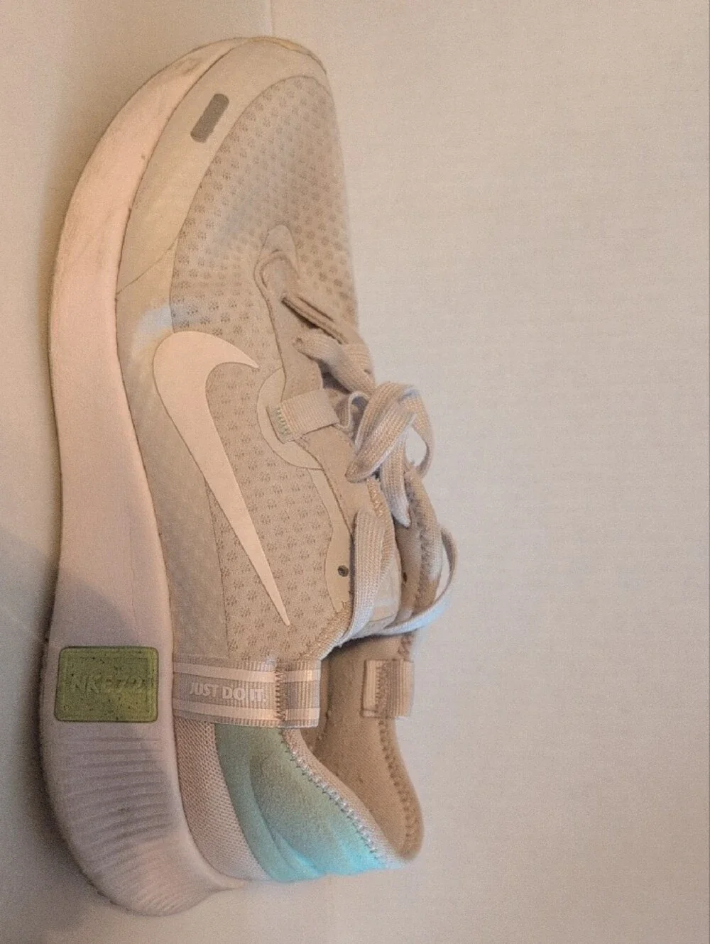 Nike Light Grey and Mint Green Women's Trainers